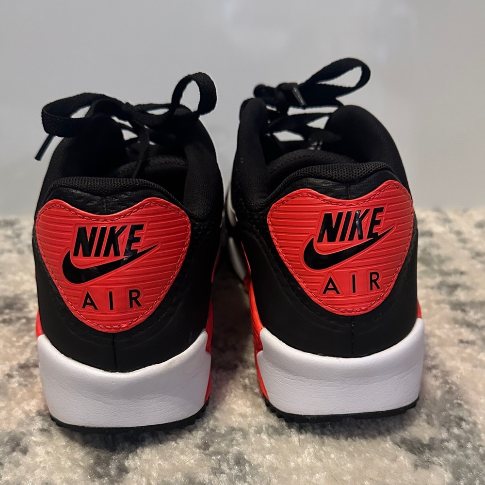 Nike Air Max 90 G men’s golf shoes